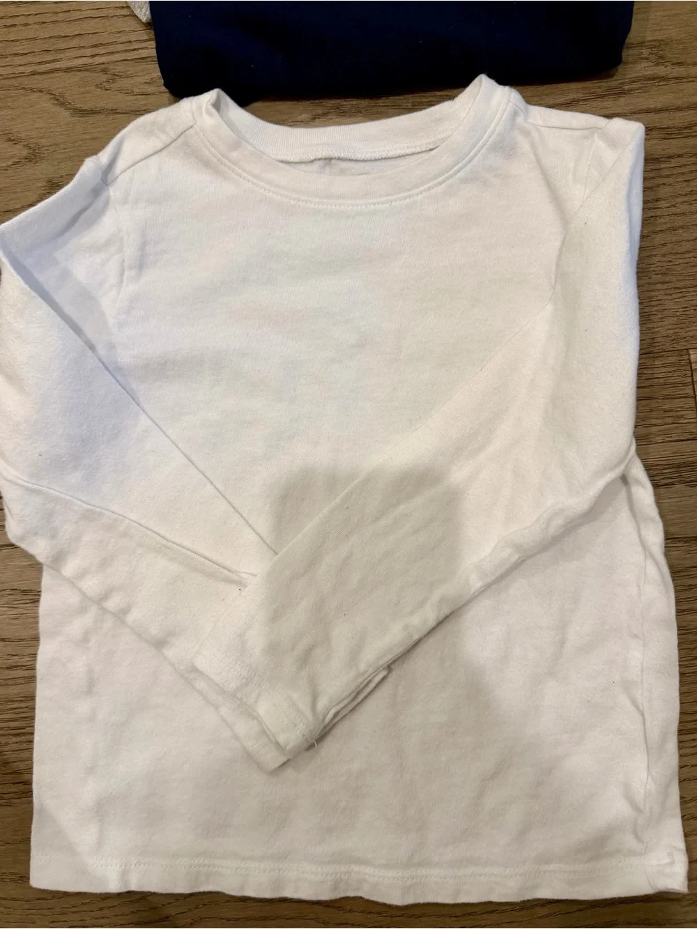 Old Navy White Long-Sleeve Tee for Kids